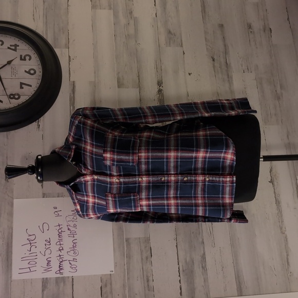 Hollister Tops - Hollister Plaid Flannel Shirt Wmn Size S
